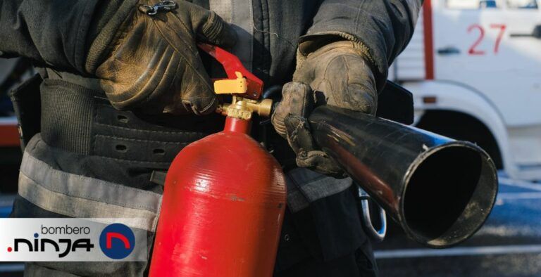 Herramientas de bombero: qué tipos se usan y cómo son